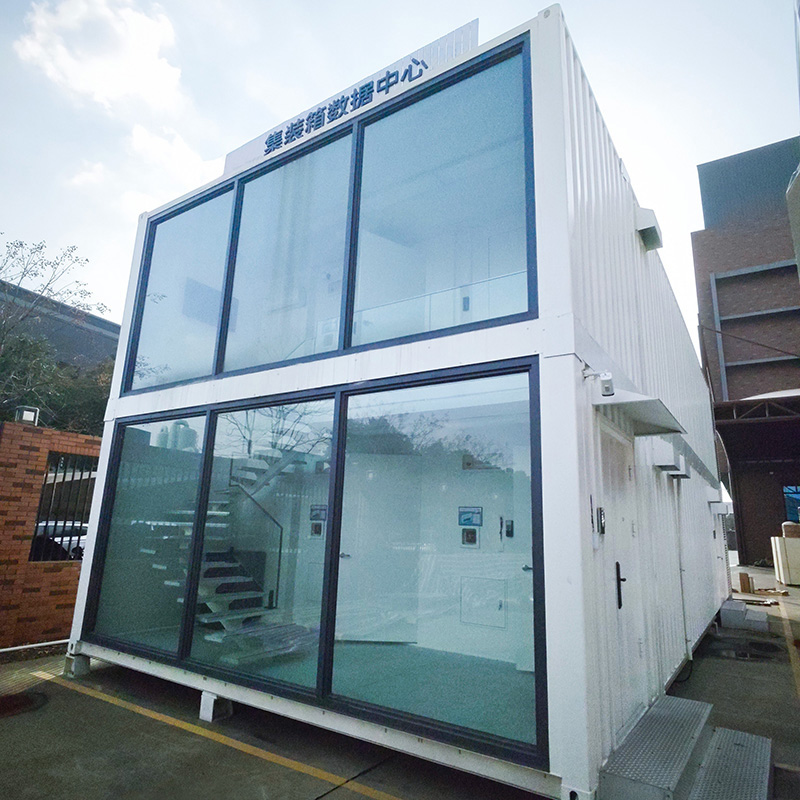 40-Inch Containerized Data Center (CDC-40)